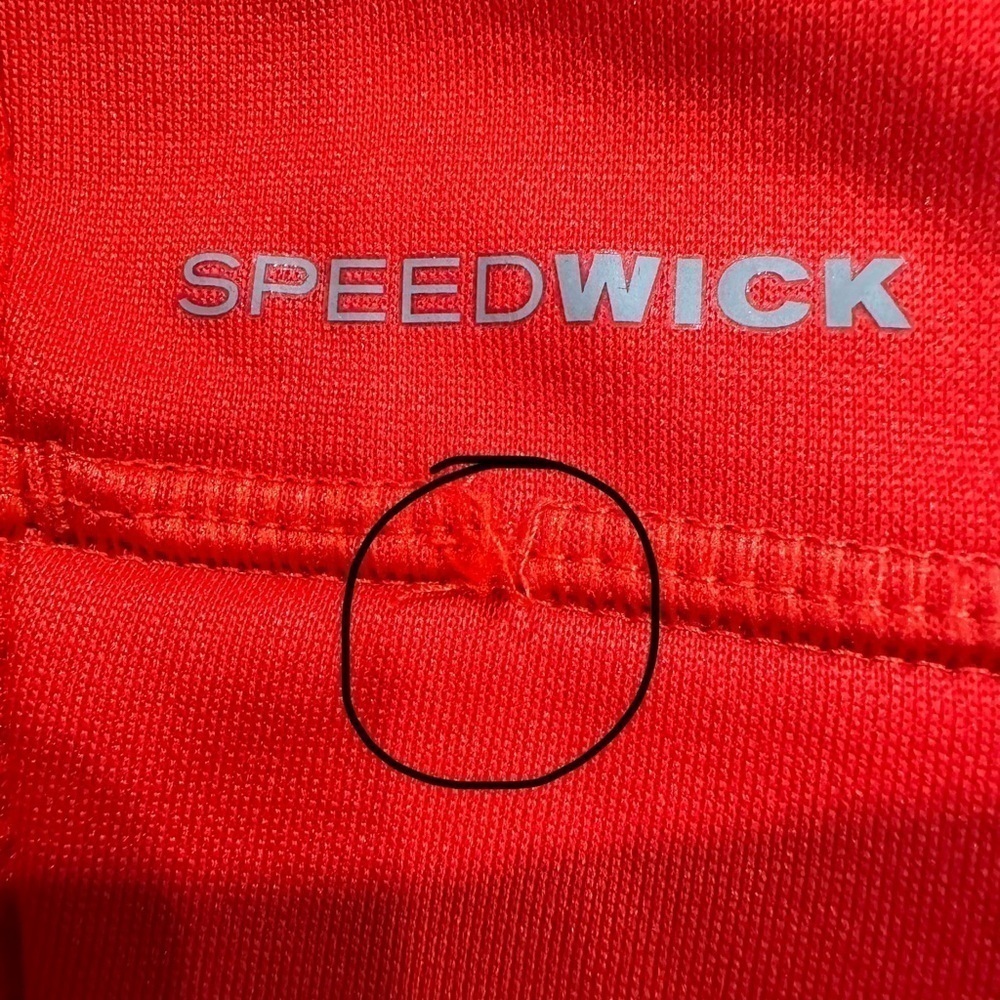 Men’s Red Reebok Hoodie Size Large - Picture 4 of 4